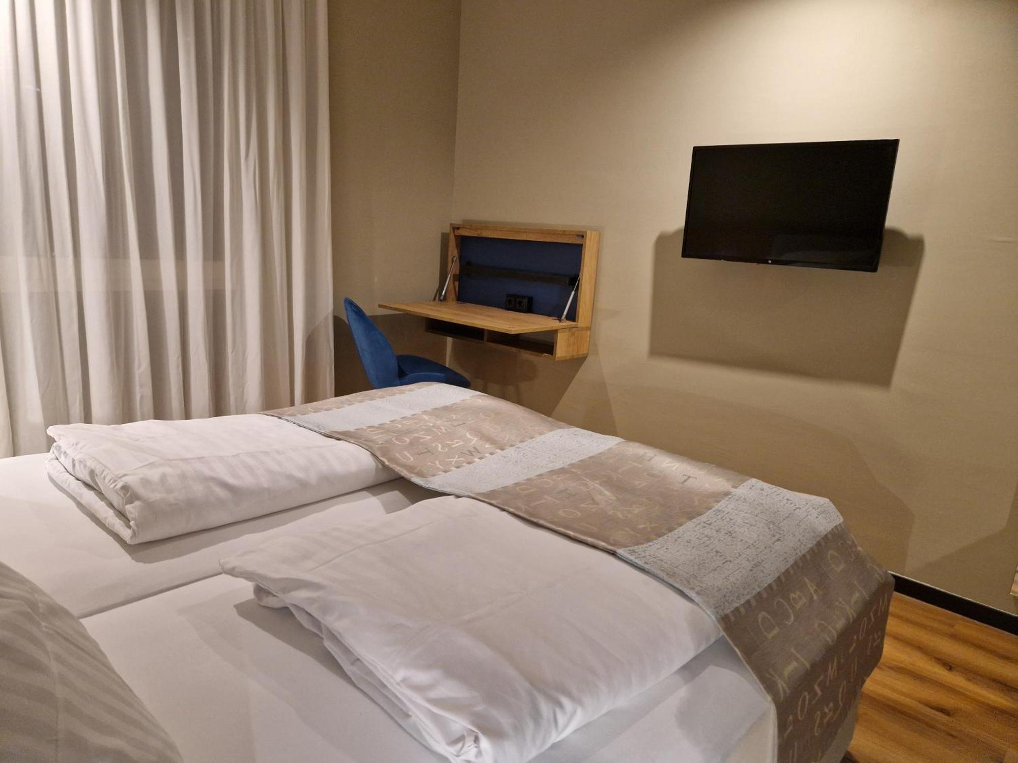 Hotel Wehra Wehr  Bagian luar foto